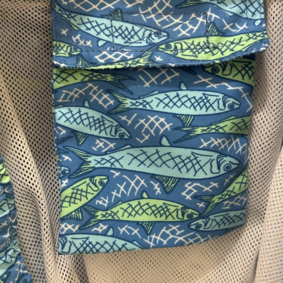 Vineyard Vines Men's Swim Trunks Shorts All over Fish Print Size XL - Picture 7 of 8